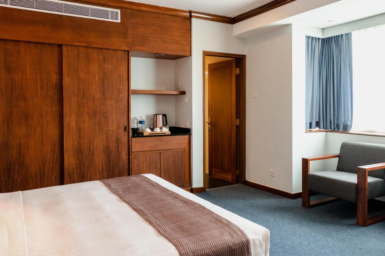 Rm Hotel Сингапур Экстерьер фото